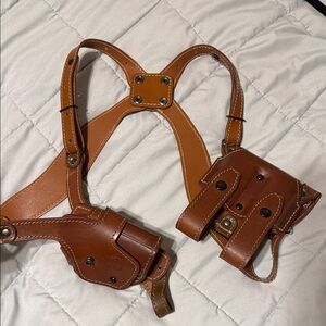 Johnson - Timeless Roto-Shoulder Holster with Counterbalance